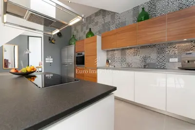 Vila 454 m², Poreč - bazen i 6 spavaćih soba - 6