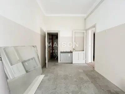 Wohnung 82 m², Pula Centar - 3 Zimmer und Balkon - 7