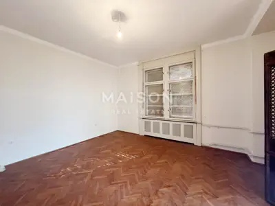 Wohnung 82 m², Pula Centar - 3 Zimmer und Balkon - 11