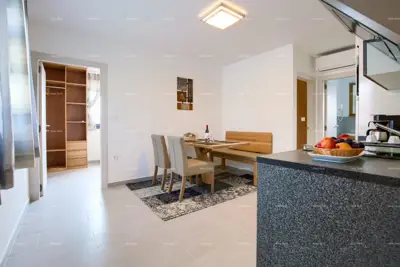 Apartmentshaus in Medulin, 6 Apartments und Dachterrasse - 6