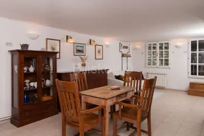 Prekrasna kuća, Mirca, otok Brač, prvi red uz more - 6