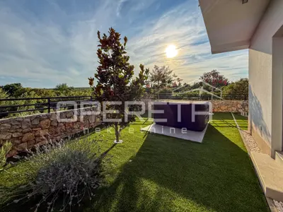 House 182 m², Kornić on the island of Krk, sea view - 7