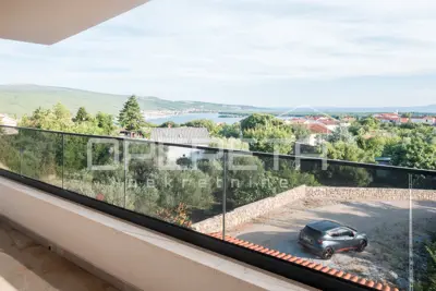 House 182 m², Kornić on the island of Krk, sea view - 10