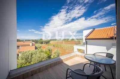 Villa 265 m², Poreč - beheizter Pool und Sauna - 8