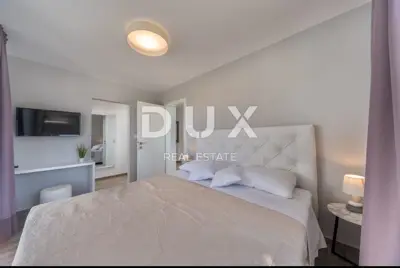 Villa 265 m², Poreč - beheizter Pool und Sauna - 12
