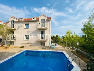 Wohnung 53 m², Otok Brač - Meerblick und Pool