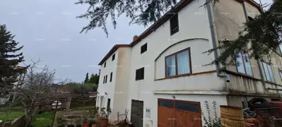 Wohn- und Geschäftsgebäude 800 m², Poreč - 4 Etagen