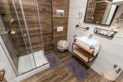 Stan 82 m², Rijeka Centar - dva apartmana uz Korzo - 18