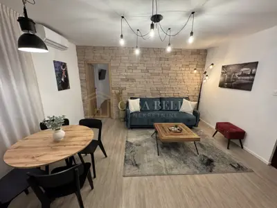 Stan 82 m², Rijeka Centar - dva apartmana uz Korzo - 10