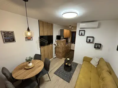 Stan 82 m², Rijeka Centar - dva apartmana uz Korzo - 11