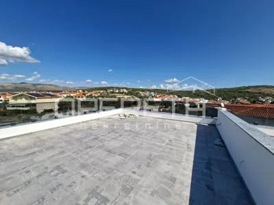 Wohnung zum Kauf in Okrug Gornji, 144,8 m² - 2