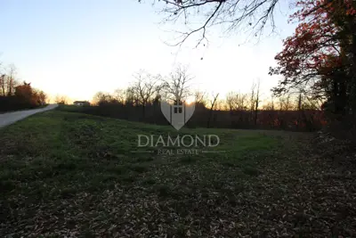 Building plot 1,564 m², Žminj - quiet location - 2