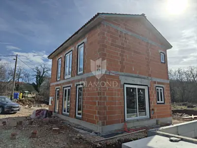 Haus zum Kauf in Dobrinj i okolica, 90 m²