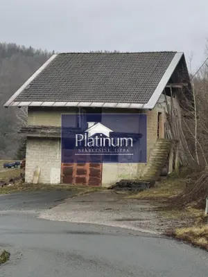 Haus 384 m², Gerovo - Grundstück 14.500 m² und Wirtschaftsgebäude - 5