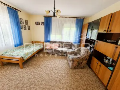 PRODAJA, KUĆA, SISAK, SAMOSTOJEĆA, 360 m² - 2