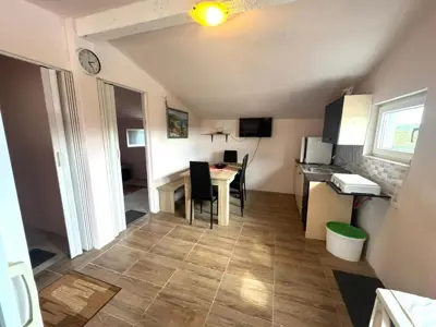 Kuća u Kavranu, 145 m², 1.600 m od mora - 14