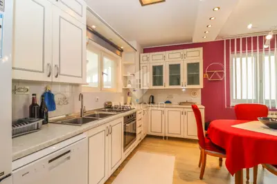 Pula, geräumige Wohnung mit Garten in ruhigem Viertel! - 3