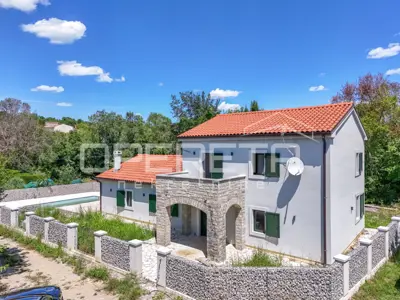 Stone house 139 m², Buzet - peace and privacy