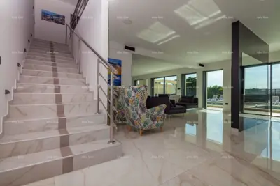 Vila 480 m², Medulin, pogled na more i bazen - 11