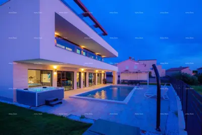 Vila 480 m², Medulin, pogled na more i bazen - 2