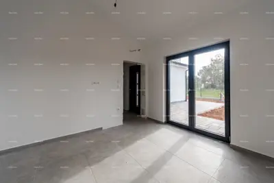 BARBAN, KOŽLJANI - Novogradnja / Dupleks, desni dio. Ekolloško mjesto - 22