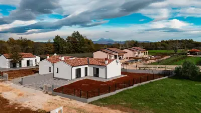 BARBAN, KOŽLJANI - Novogradnja / Dupleks, desni dio. Ekolloško mjesto - 3