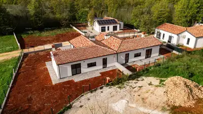 BARBAN, KOŽLJANI - Novogradnja / Dupleks, desni dio. Ekolloško mjesto - 14