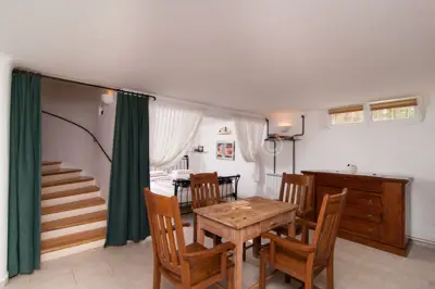 Prekrasna dvojna kuća, Mirca, otok Brač, prvi red uz more - 16