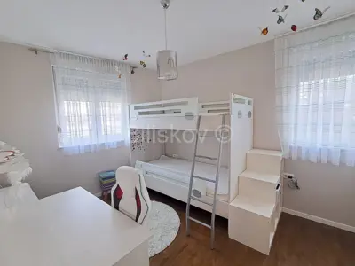 Wohnung 70 m², Strožanac, 2 Parkplätze und Loggia - 10