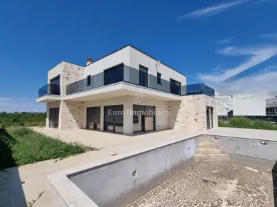 Okolica Poreča - Samostojeća kuća s bazenom - 2