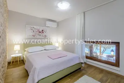 Stone house with pool, Omiš - peaceful location in nature - 6