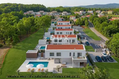 ISTRA, LABIN - Modernes Haus mit Pool - 4