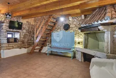Stone houses 165 m², Svetvinčenat - pools and peaceful surroundings - 6