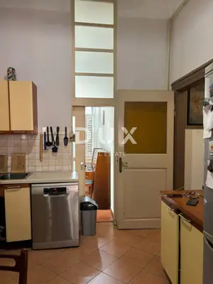 Wohnung 84 m², Veruda Pula - 3 Schlafzimmer und hohe Decken - 6