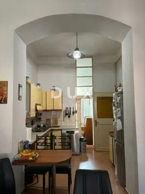 Wohnung 84 m², Veruda Pula - 3 Schlafzimmer und hohe Decken - 7