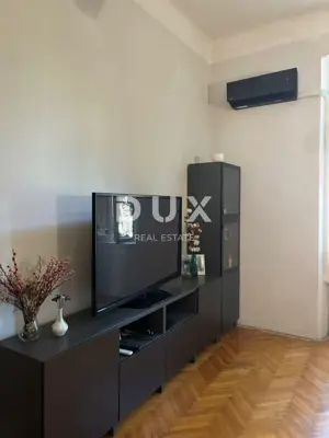 Wohnung 84 m², Veruda Pula - 3 Schlafzimmer und hohe Decken - 4