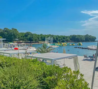 Stan 50 m², Novigrad Mareda - pogled na more - 10