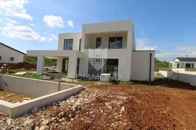 Haus zum Kauf in Labin, 155 m² - 2