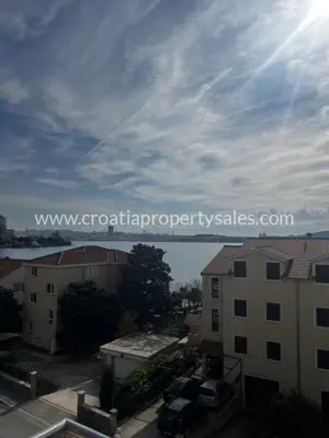 Haus 300 m², Kaštela an der alten Straße und 200 m vom Meer - 12