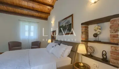 Haus 300 m², Muntrilj - Steinvilla mit Pool - 21