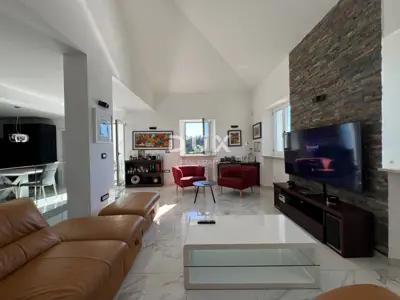 Haus 244 m², Savudrija - Panoramablick auf das Meer - 13
