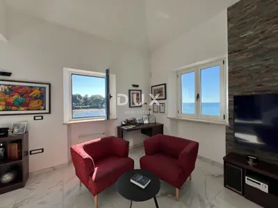 Haus 244 m², Savudrija - Panoramablick auf das Meer - 14