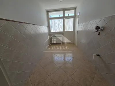 Stan na Knežiji, 3. kat bez lifta, 2 spavaće sobe i balkon - 6