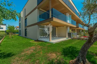 Apartment 94 m², Novigrad - ground floor and private yard - 3
