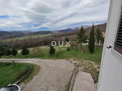 House 396 m², Lupoglav - spacious yard and two floors - 17