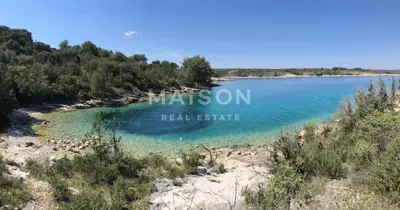 Građevinsko zemljište 15.000 m², Stari Grad - uz plažu Žukova - 6