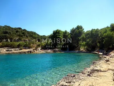 Građevinsko zemljište 15.000 m², Stari Grad - uz plažu Žukova - 5
