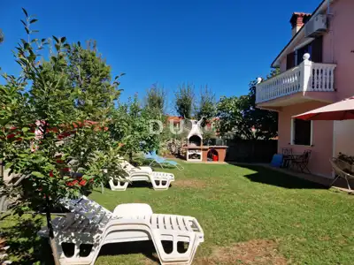 Haus 170 m², Labin - ruhige Siedlung und zwei Garagen - 13