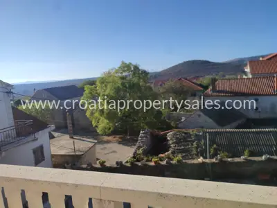 Kuća, Brač, 250 m², 425 000 € - 12