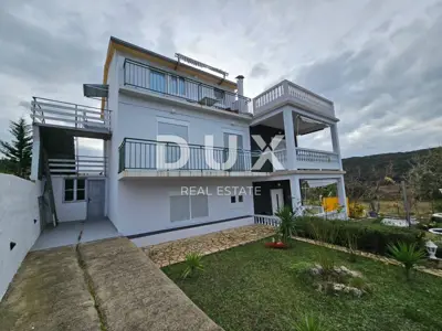 Haus 289 m², Kampor na Rabu - 4 Apartments, in Meeresnähe - 3